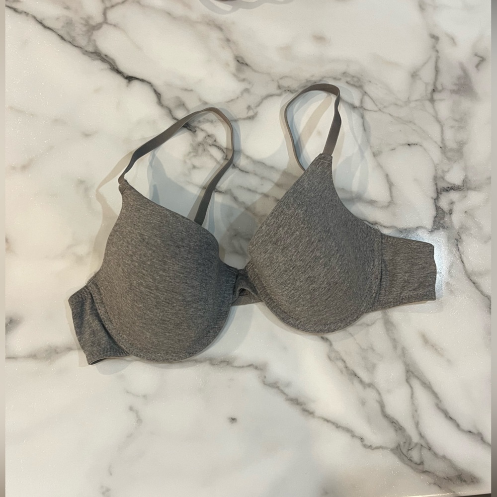 38B Bra